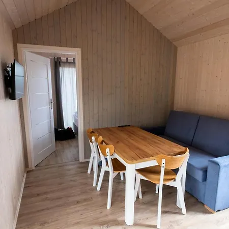 펜션 Kwiatkowo - Caloroczny Kompleks Z Baliami I Letnia Plaza 라트코프