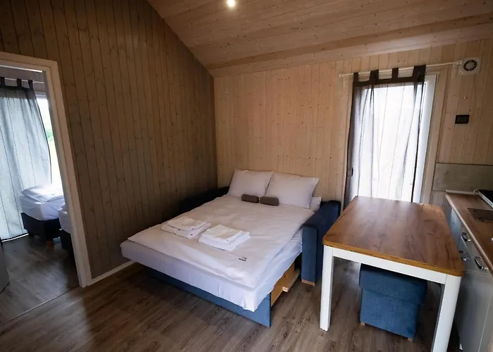 Kwiatkowo - Caloroczny Kompleks Z Baliami I Letnia Plaza * Radkow